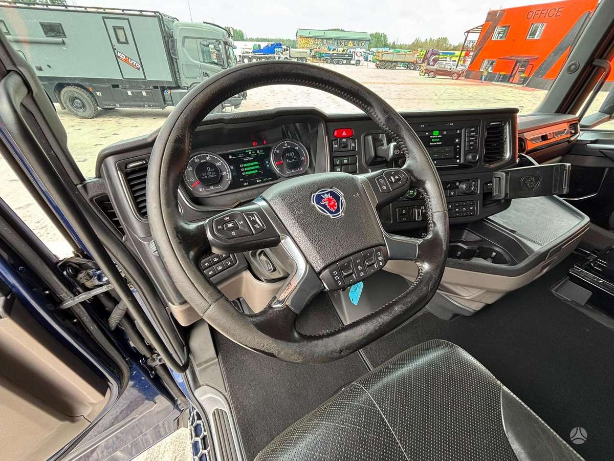 Scania S 540 6x4, single sleeper