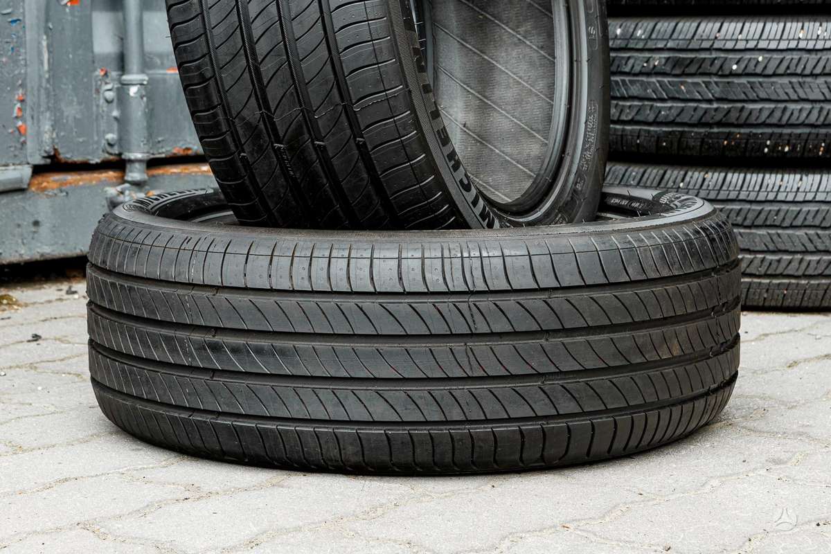 Michelin Primacy 4 (S1), summer 235/50 R19