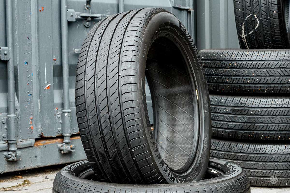 Michelin Primacy 4 (S1), summer 235/50 R19