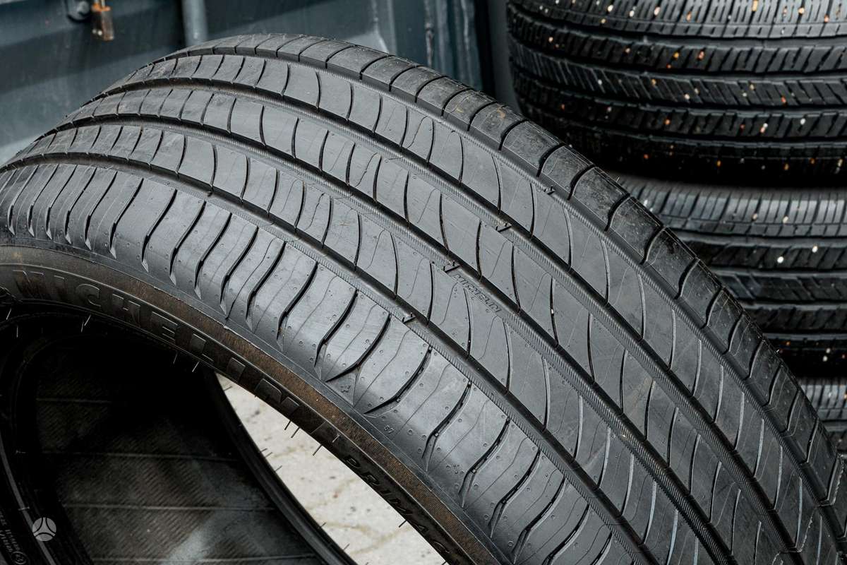 Michelin Primacy 4 (S1), summer 235/50 R19