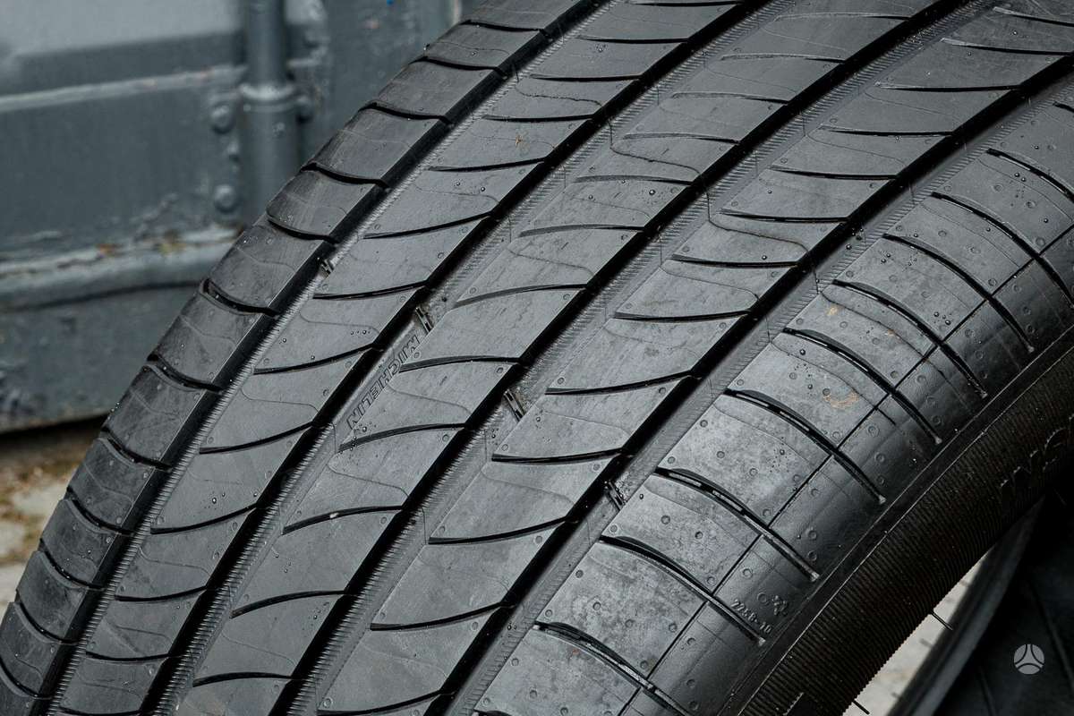 Michelin Primacy 4 (S1), summer 235/50 R19