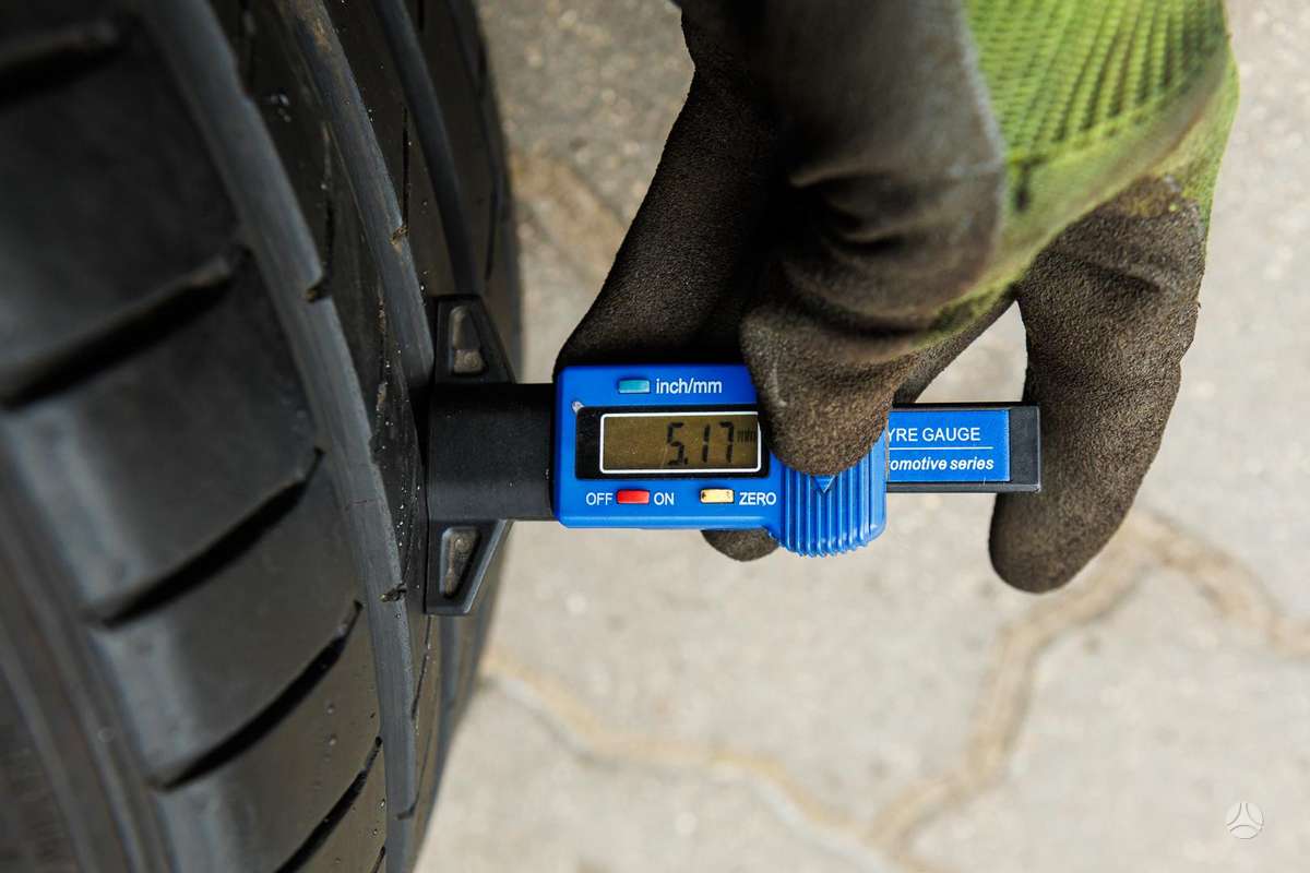 Kumho Ecsta PS71, summer 245/35 R19