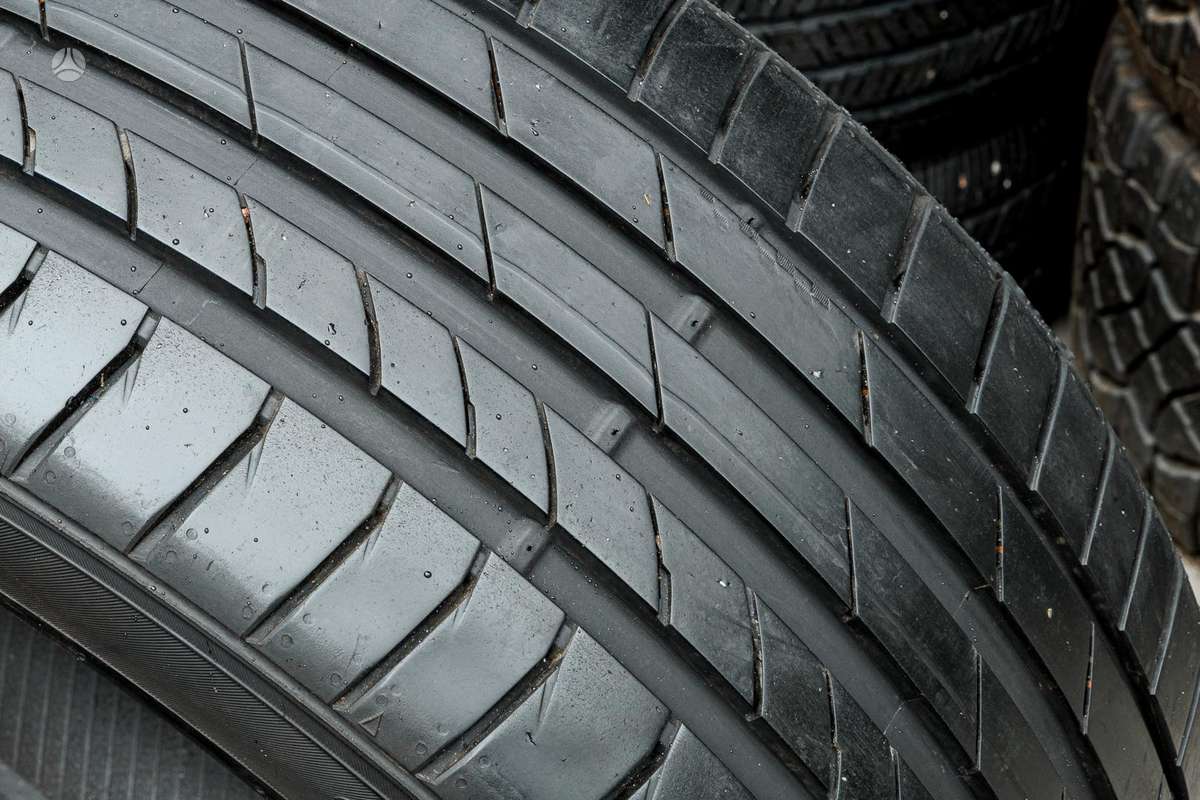 Kumho Ecsta PS71, summer 245/35 R19