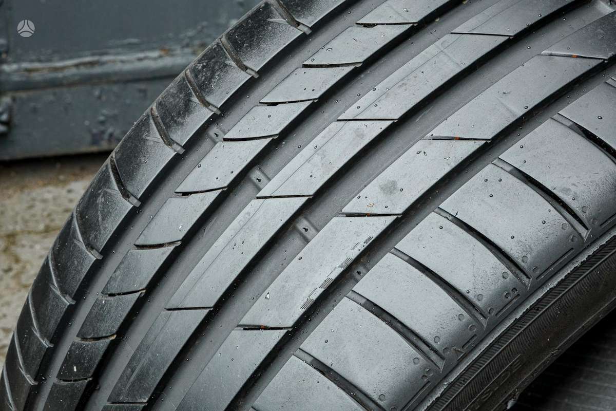 Kumho Ecsta PS71, summer 245/35 R19