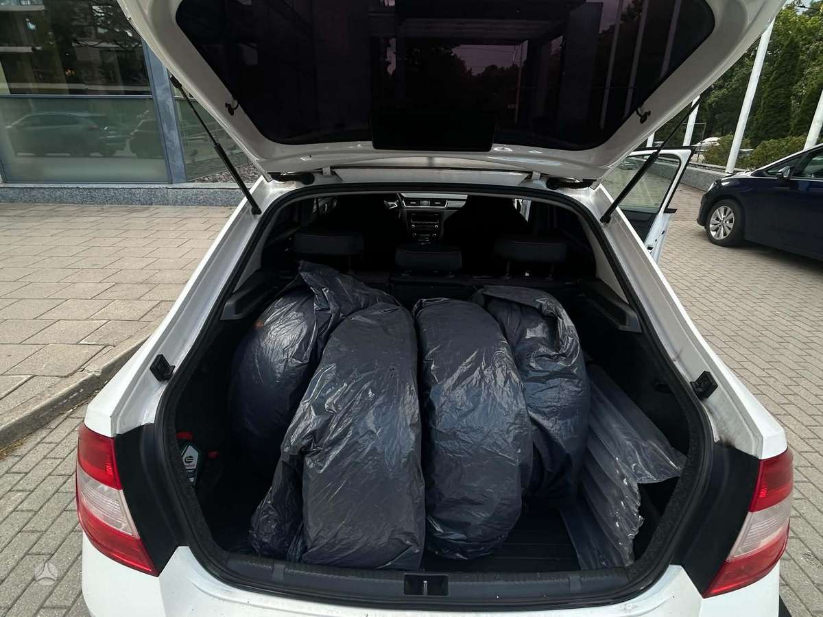 Skoda Rapid, 1.4 l., hatchback