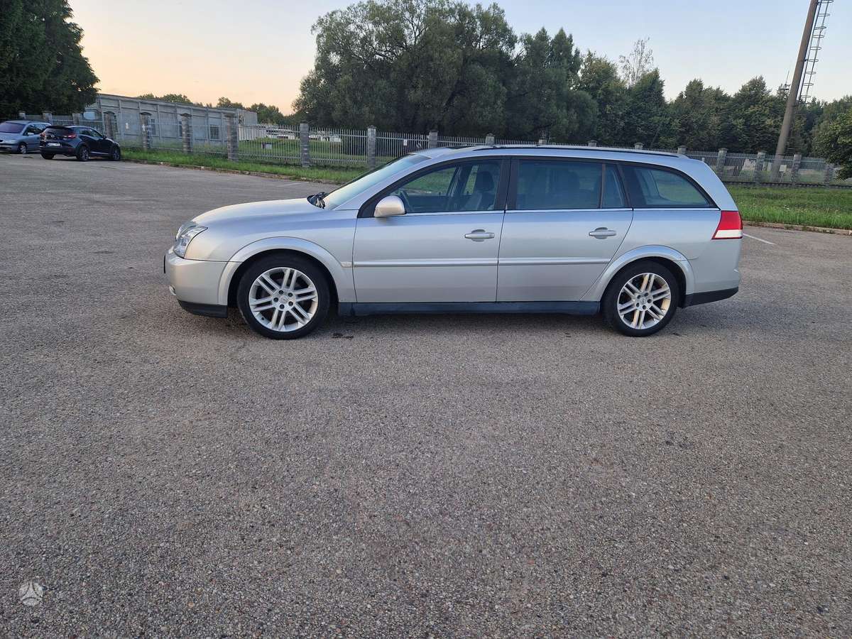 Opel Vectra, 2.2 l., Универсал