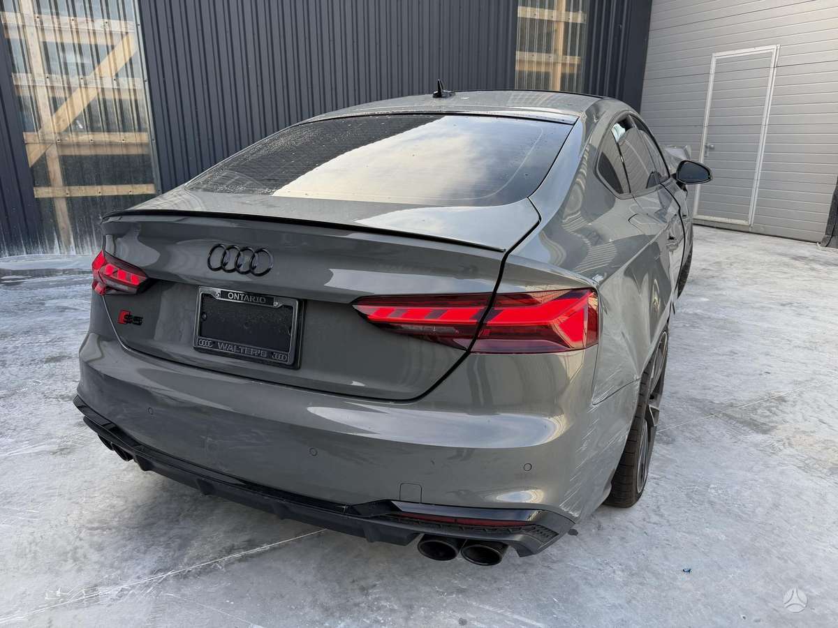 Audi S5, 3.0 l., Седан