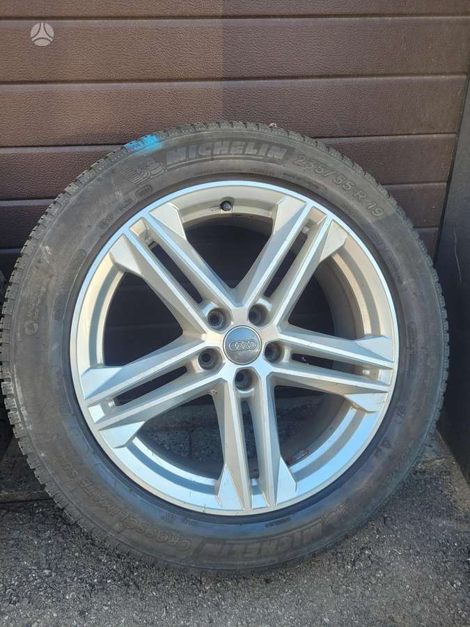 Audi Su padangomis, легкосплавные , R19