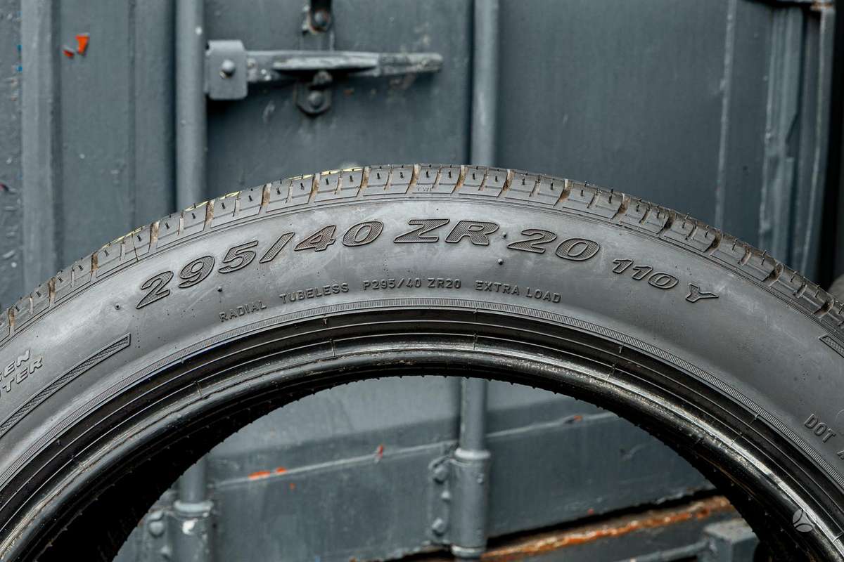 Pirelli P Zero Rosso (AO), summer 295/40 R20