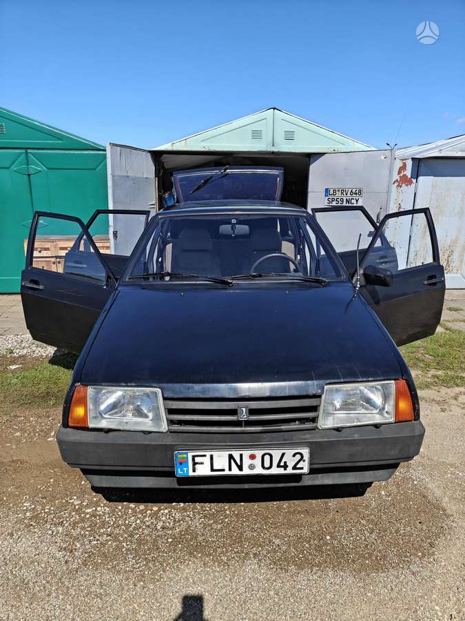 Lada 2109, 1.3 l., hatchback