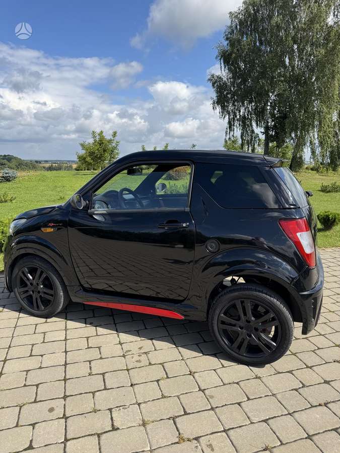 Ligier JS50, 0.4 l., hatchback