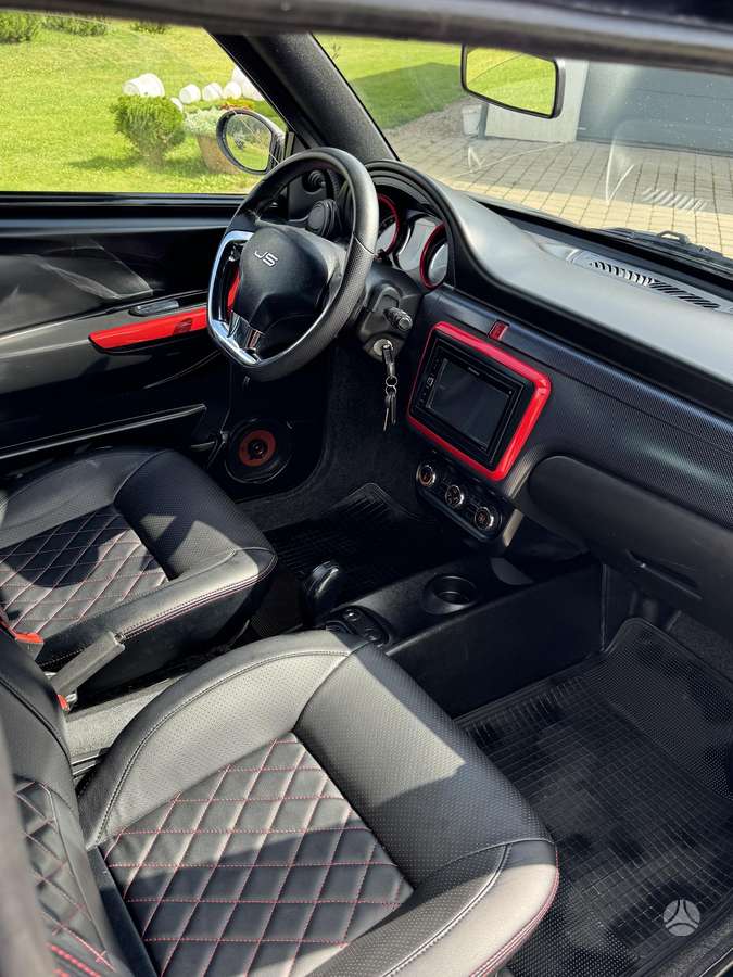 Ligier JS50, 0.4 l., hatchback