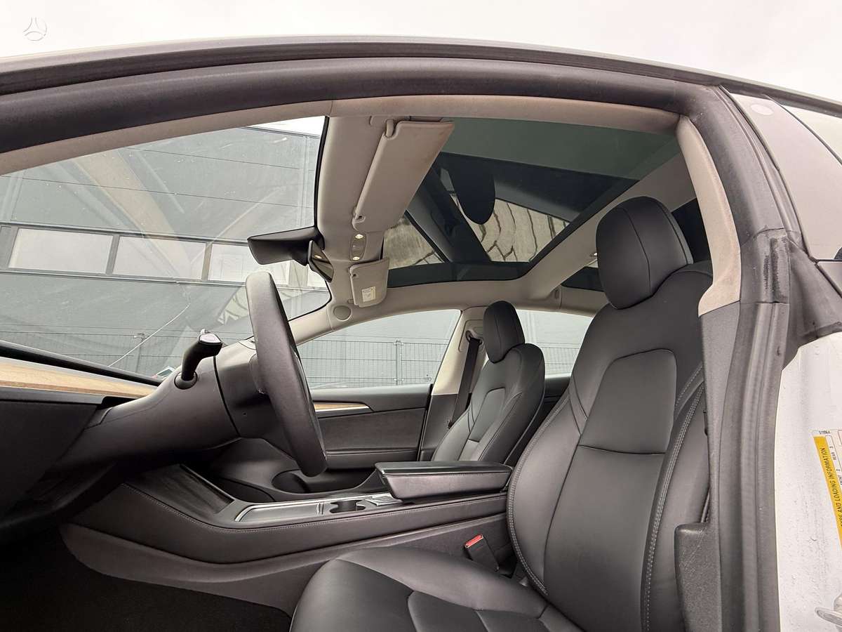 Tesla Model 3, 82 кВт·ч, Седан