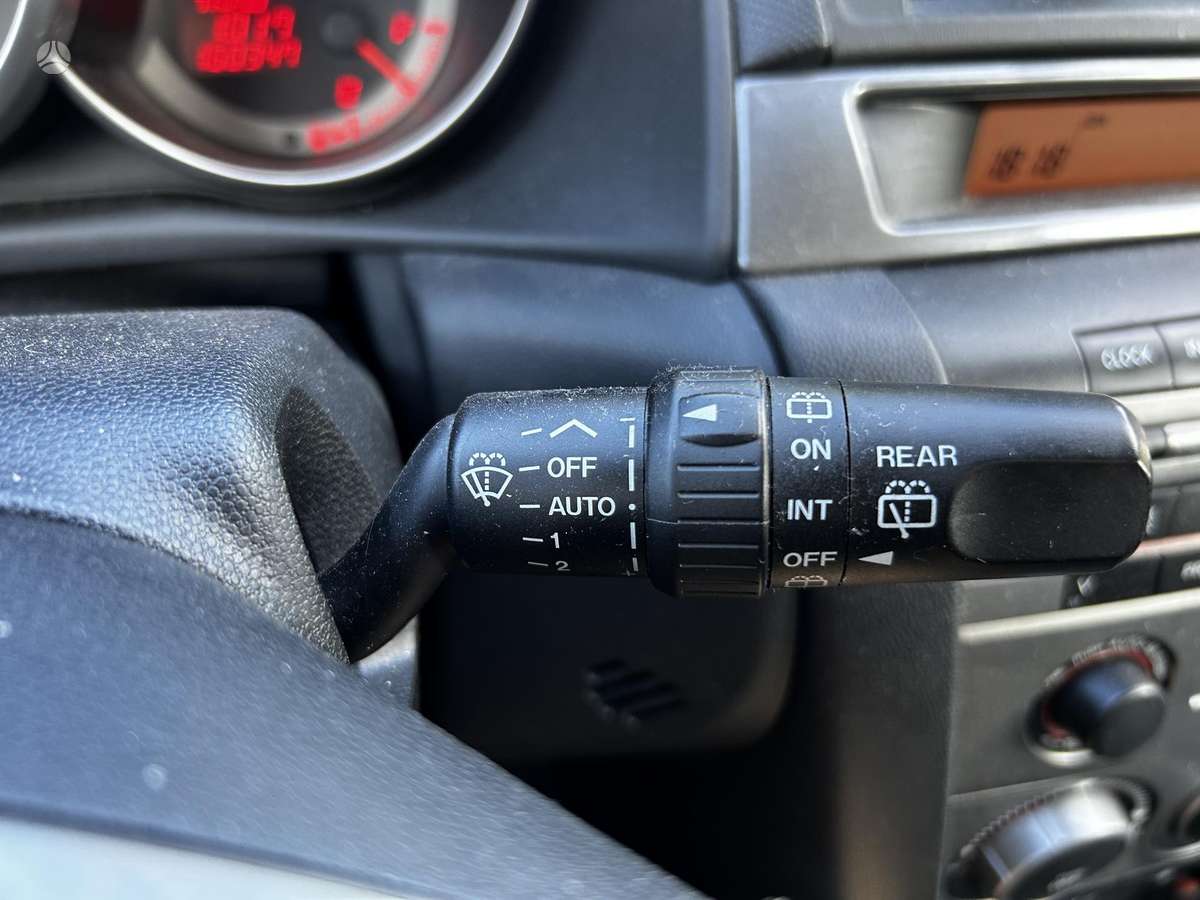 Mazda 3, 2.0 l., Хэтчбек