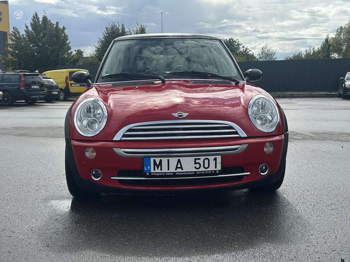 Mini Cooper, 1.6 l., hatchback
