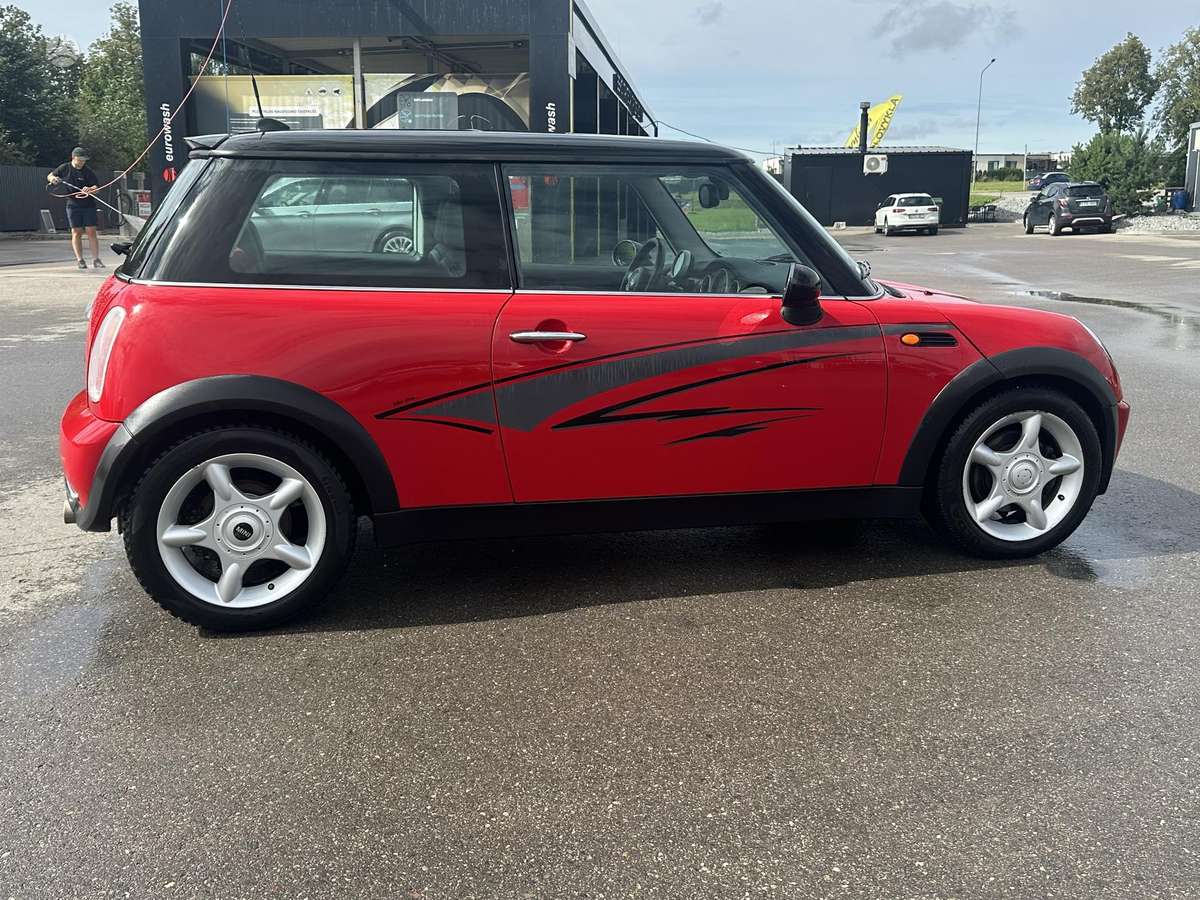 Mini Cooper, 1.6 l., hatchback