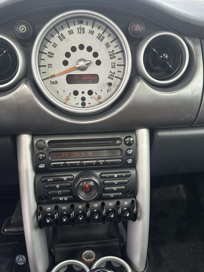 Mini Cooper, 1.6 l., Хэтчбек