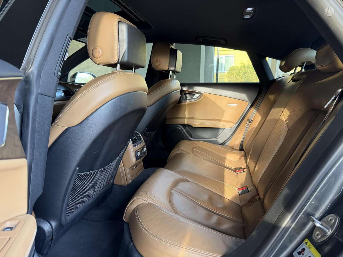 Audi S7, 4.0 l., hatchback