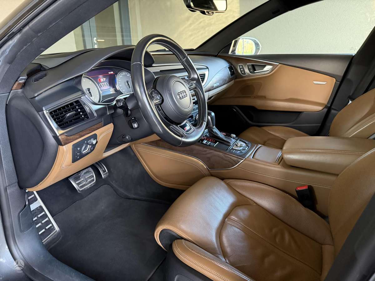 Audi S7, 4.0 l., hatchback