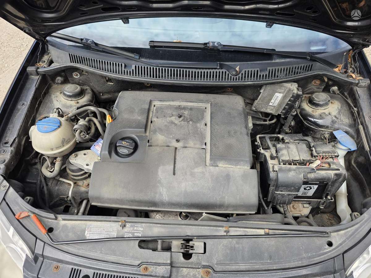 Volkswagen Polo dalimis