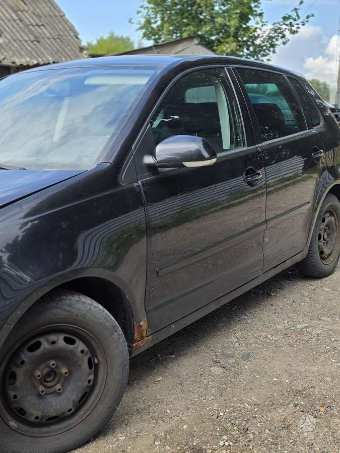 Volkswagen Polo dalimis
