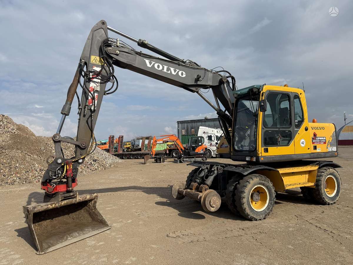Volvo EW 140 B , ROTOTILT + RAILWAY, экскаваторы