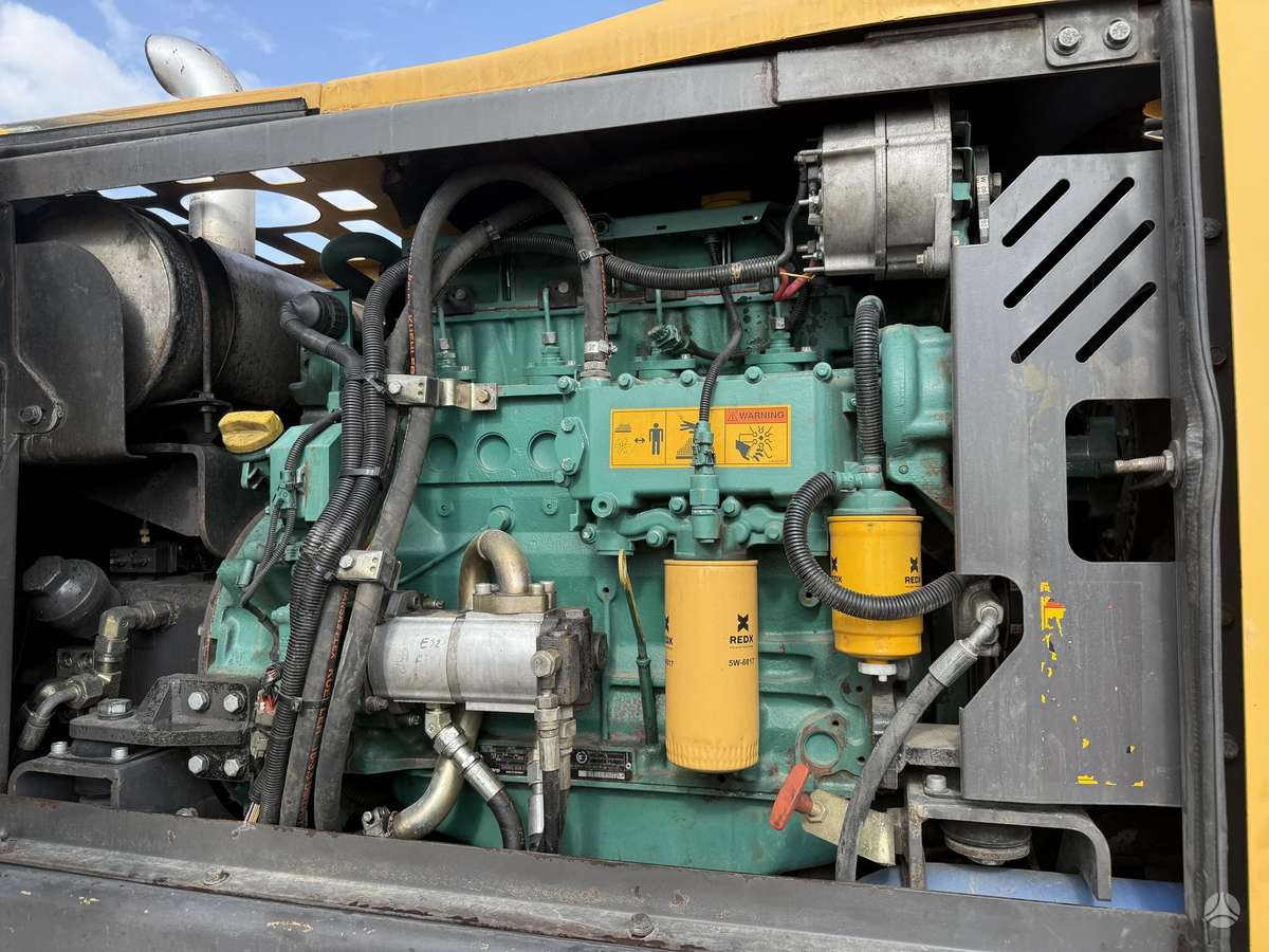 Volvo EW 140 B , ROTOTILT + RAILWAY, экскаваторы