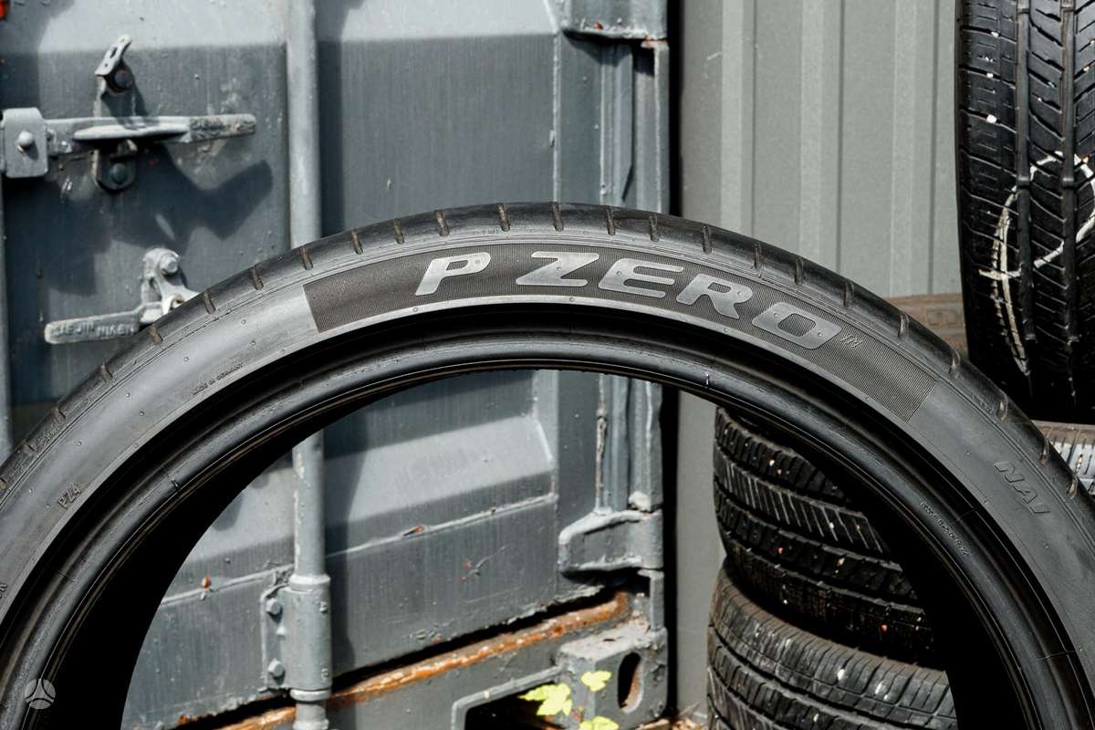 Pirelli P Zero 4 (NA1), летние 305/30 R21