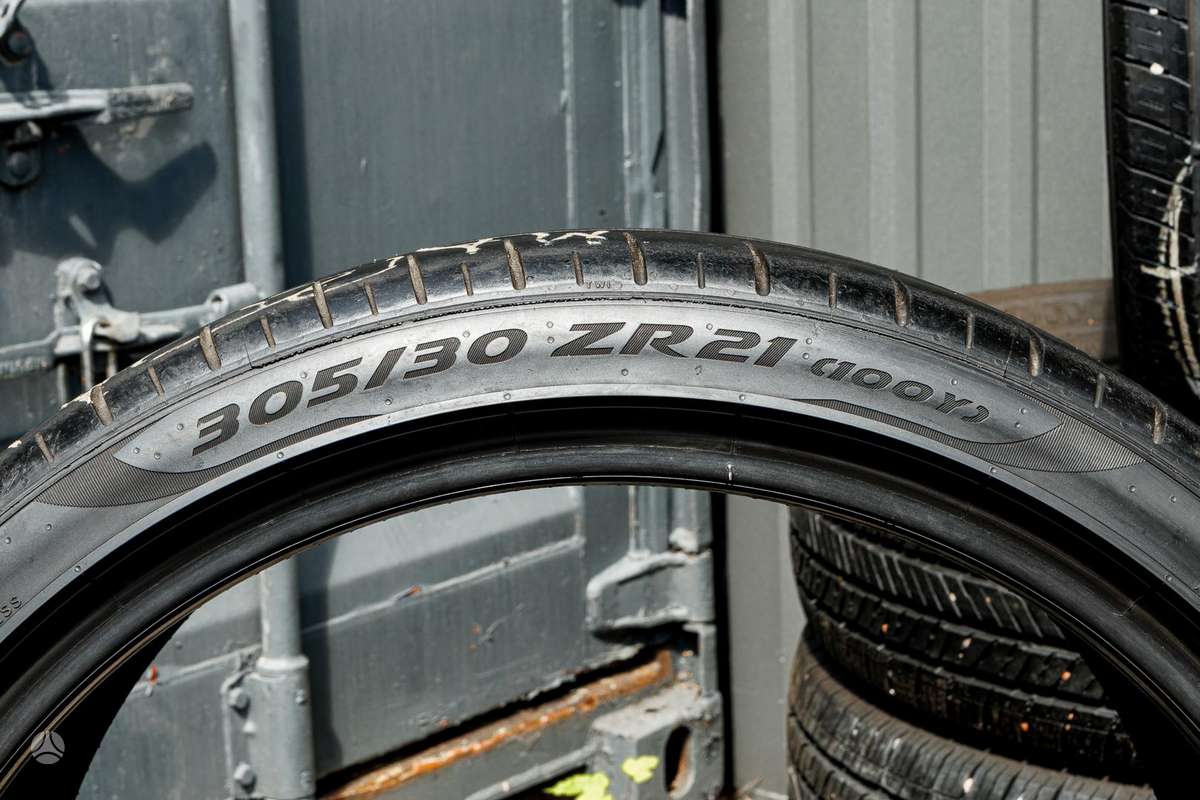 Pirelli P Zero 4 (NA1), летние 305/30 R21