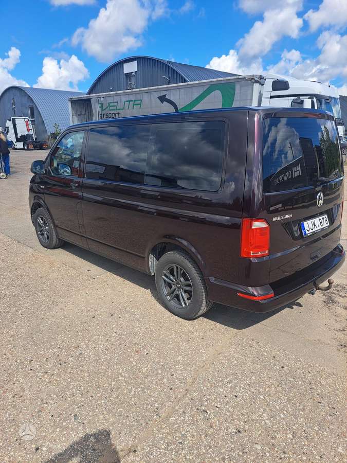 Volkswagen Multivan, 2.0 l., Минивэн