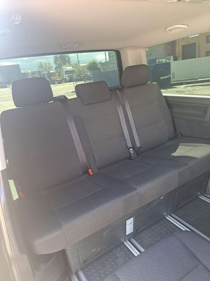 Volkswagen Multivan, 2.0 l., Минивэн