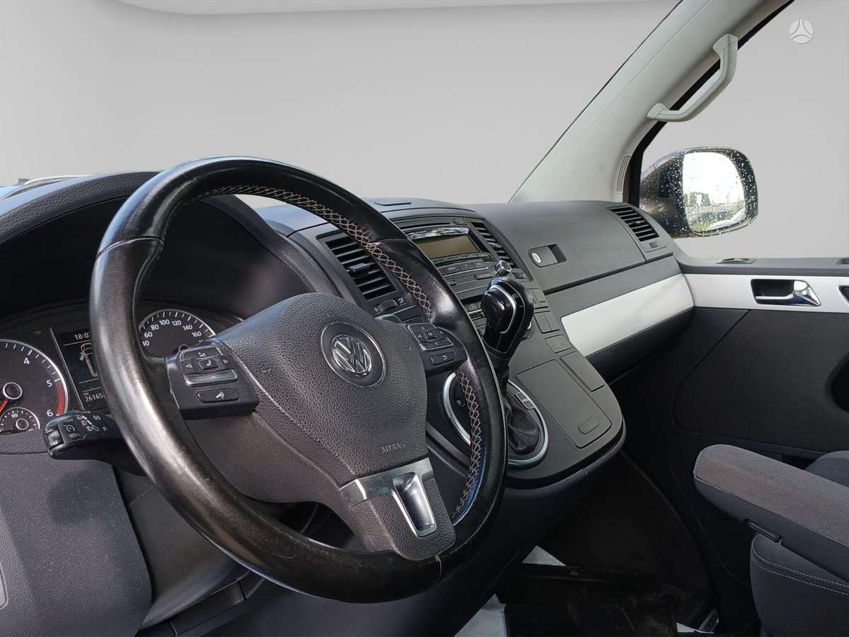 Volkswagen Multivan, 2.0 l., Минивэн