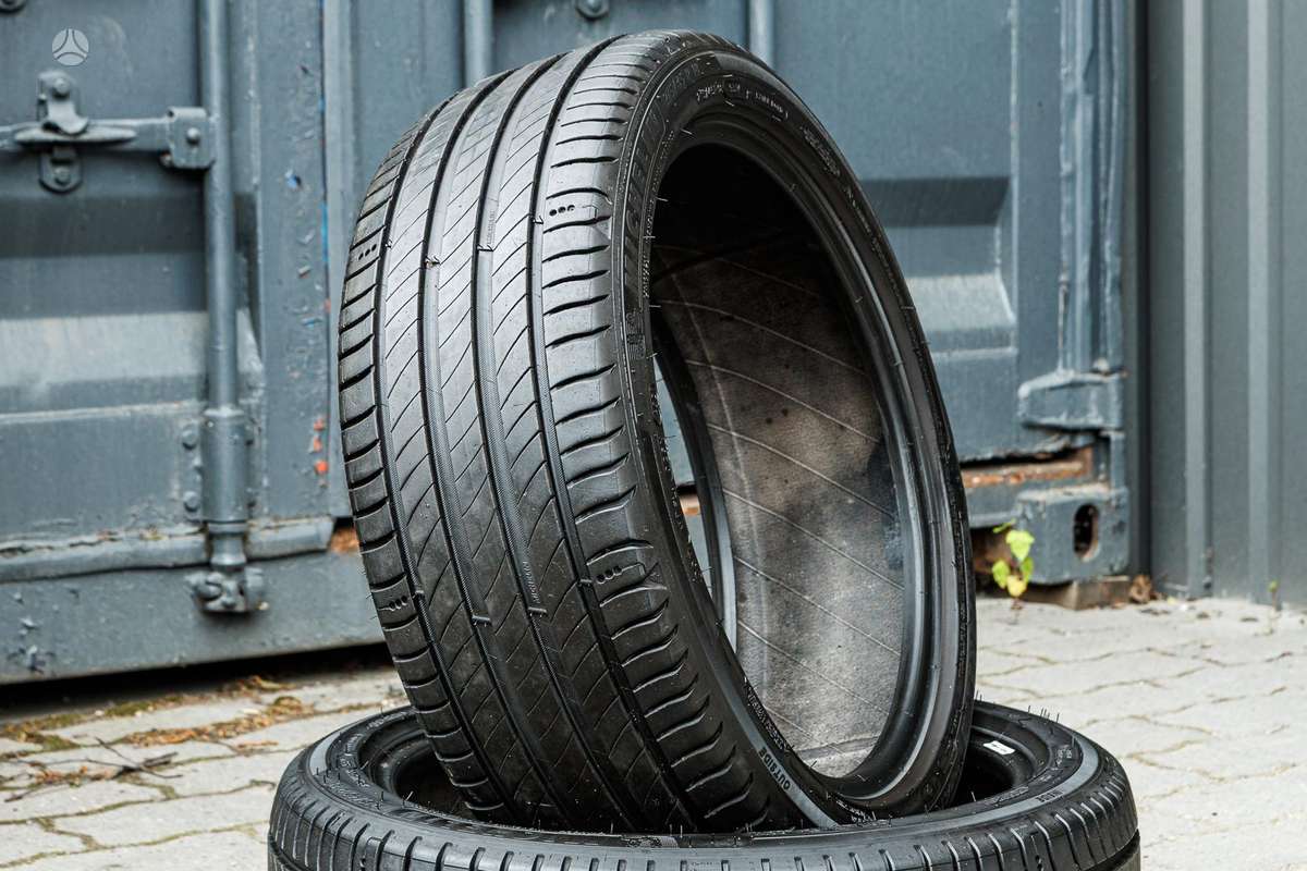Michelin Primacy 4, летние 215/45 R18