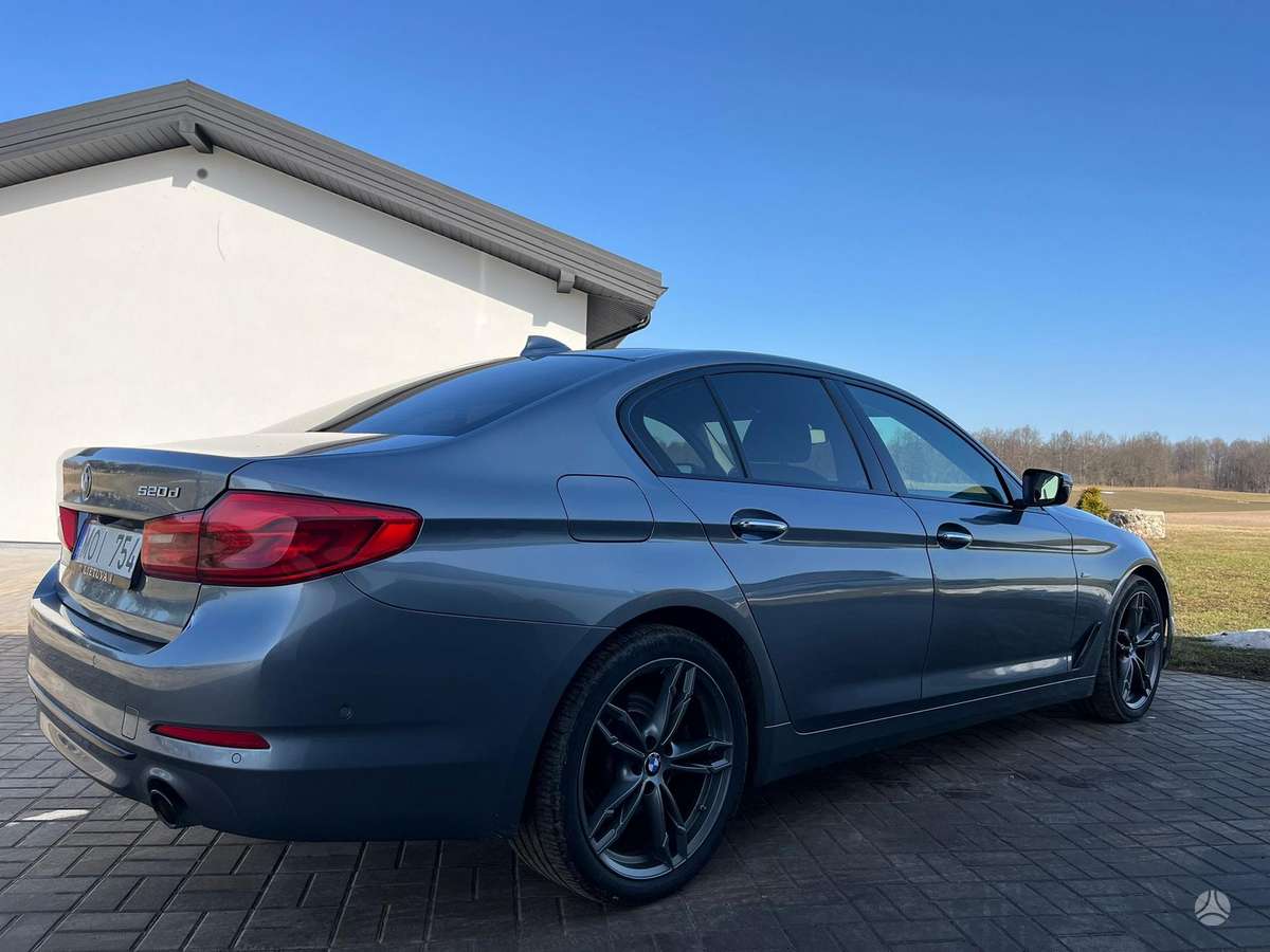 BMW 520, 2.0 l., Седан