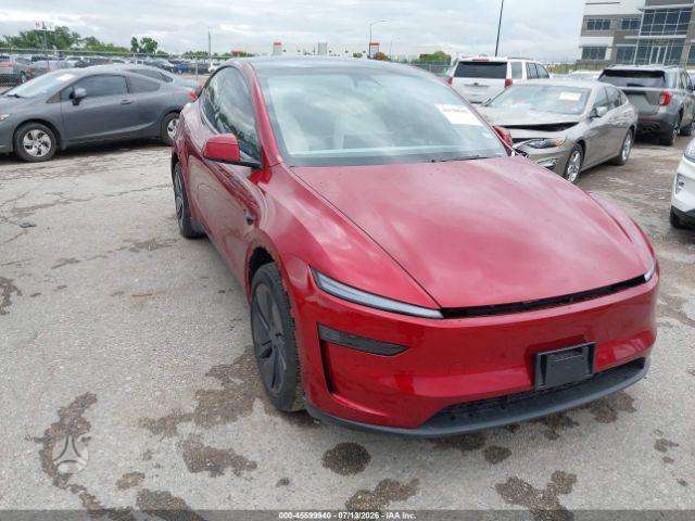 Tesla Model Y, off-road / crossover
