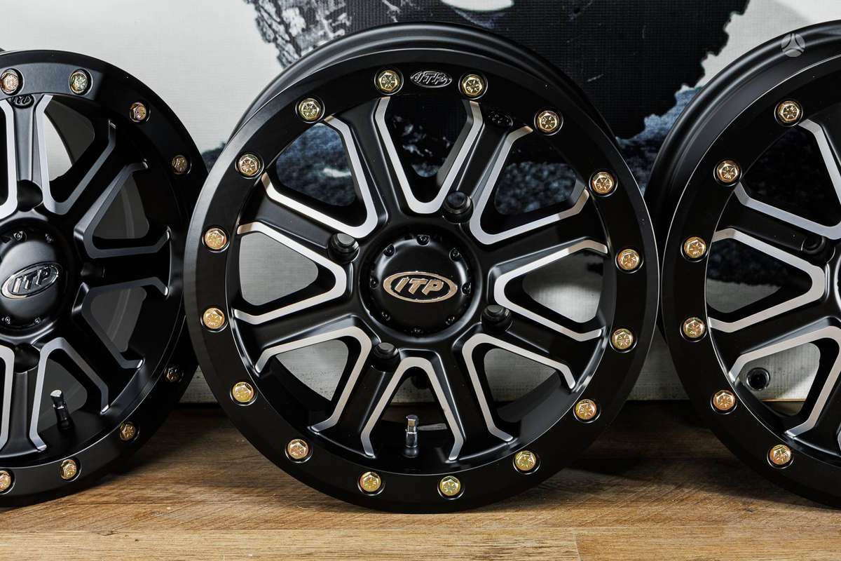 -Kita- -kita-, atv / quad