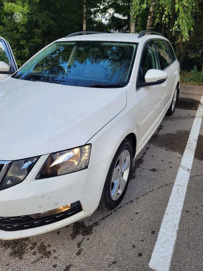 Škoda Octavia - 2