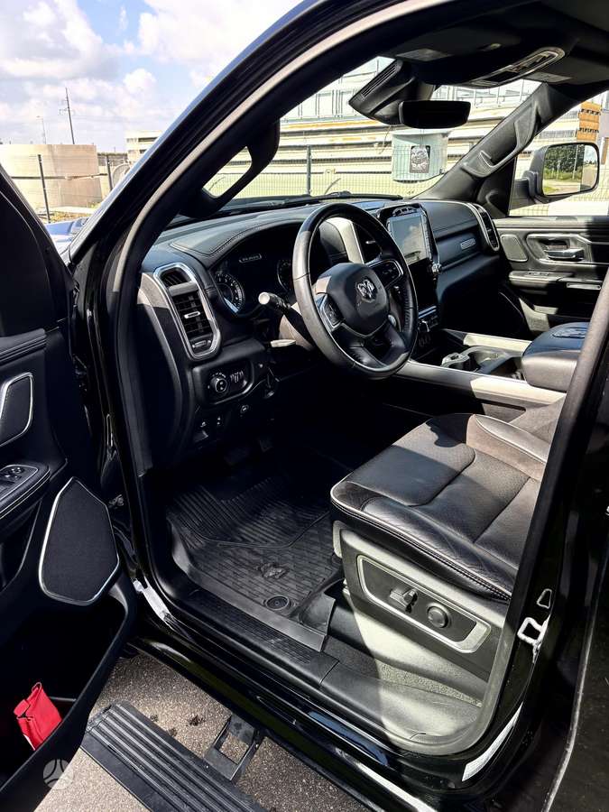 Dodge Ram, 5.7 l., Пикап