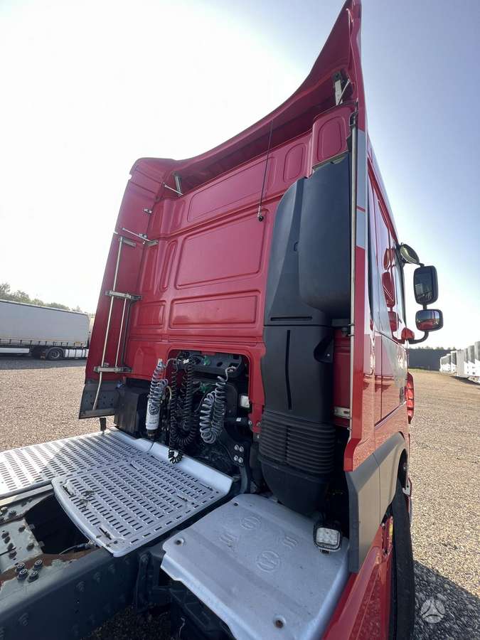 DAF 106.480, 2 спальных места