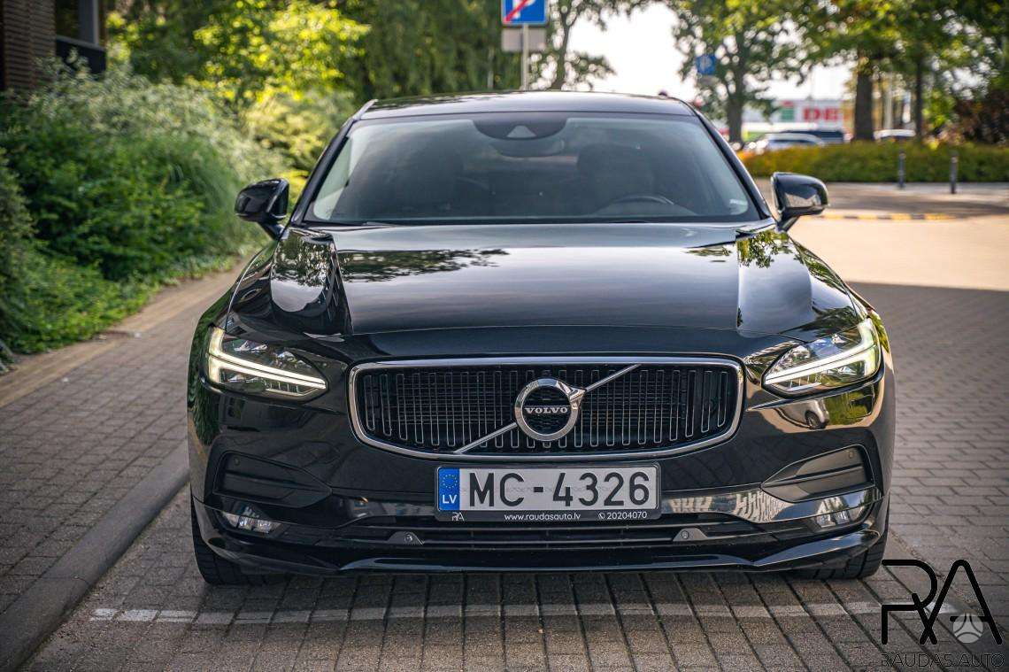 Volvo S90 - 2