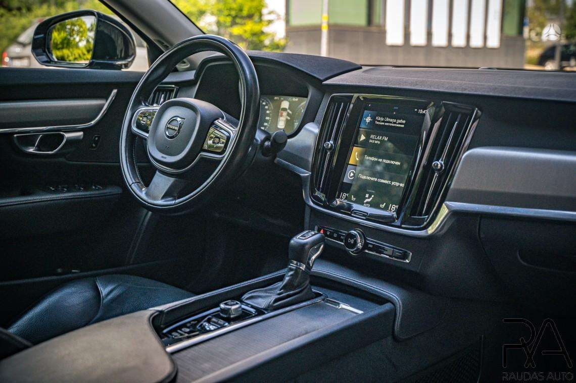 Volvo S90 - 9