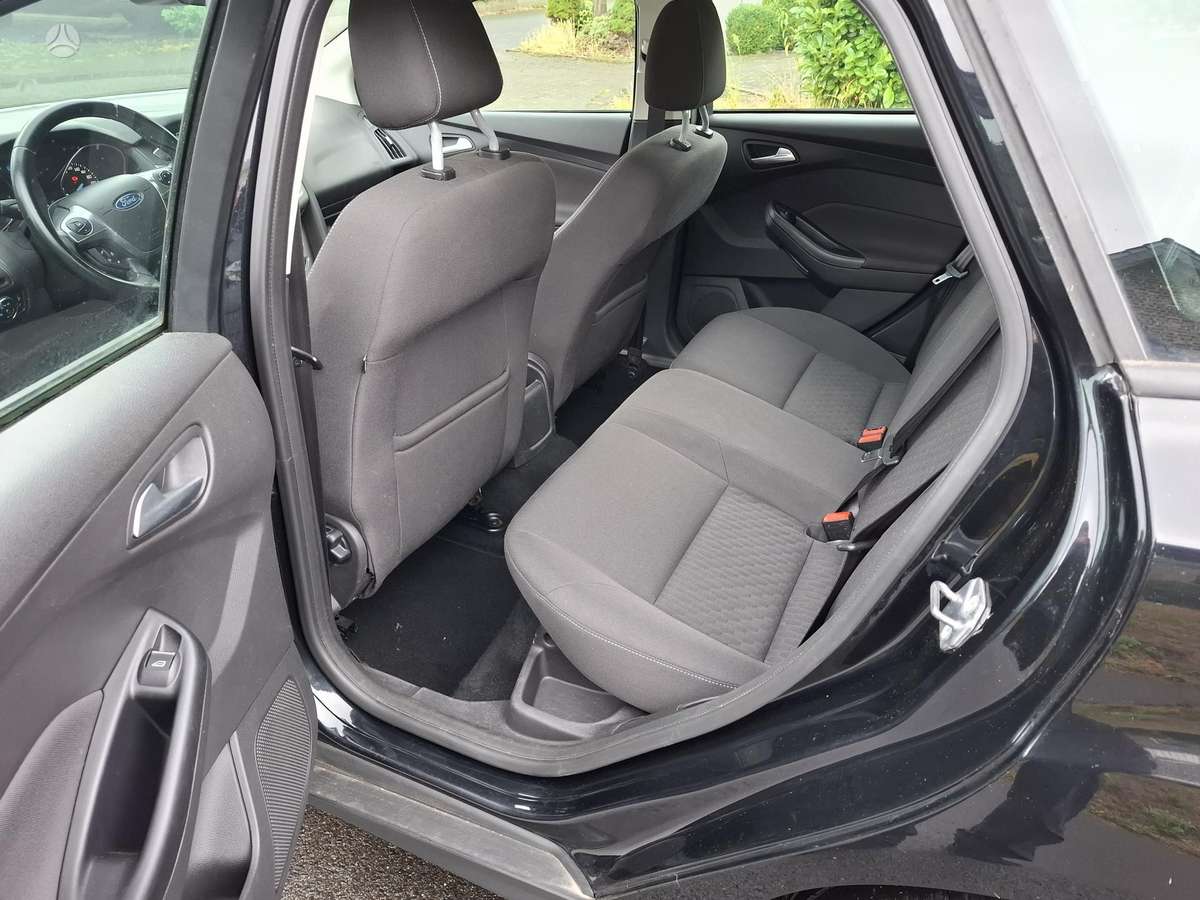 Ford Focus, 1.0 l., hatchback