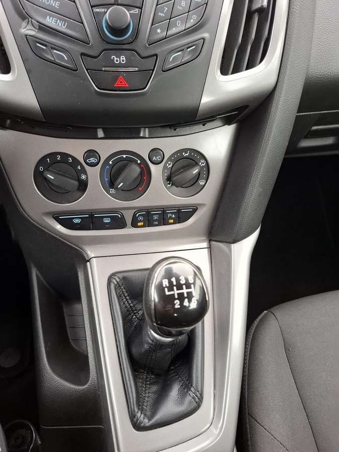 Ford Focus, 1.0 l., Хэтчбек