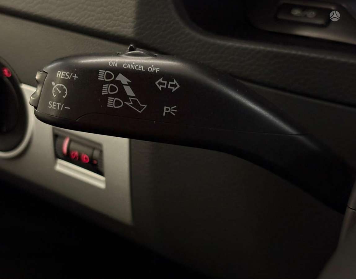 Volkswagen Multivan, 2.0 l., Минивэн