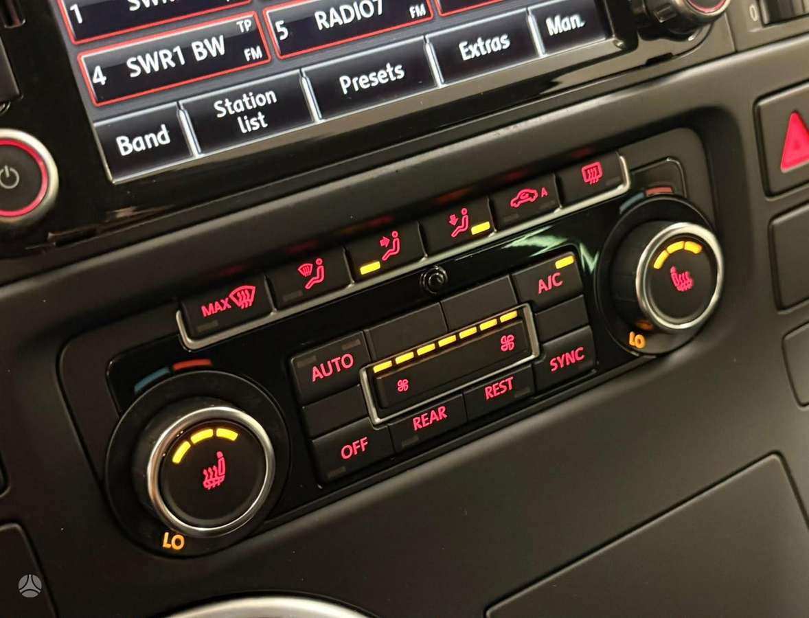 Volkswagen Multivan, 2.0 l., Минивэн