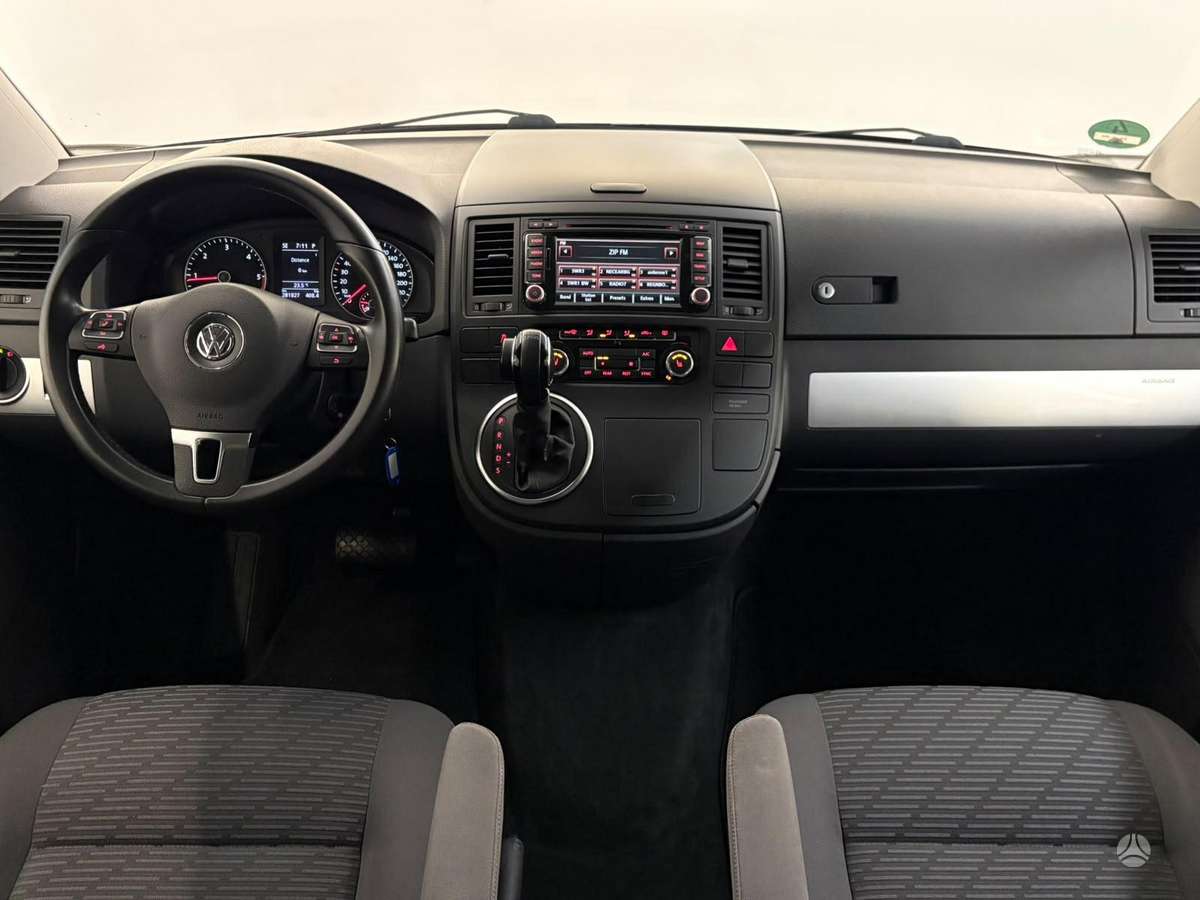 Volkswagen Multivan, 2.0 l., Минивэн