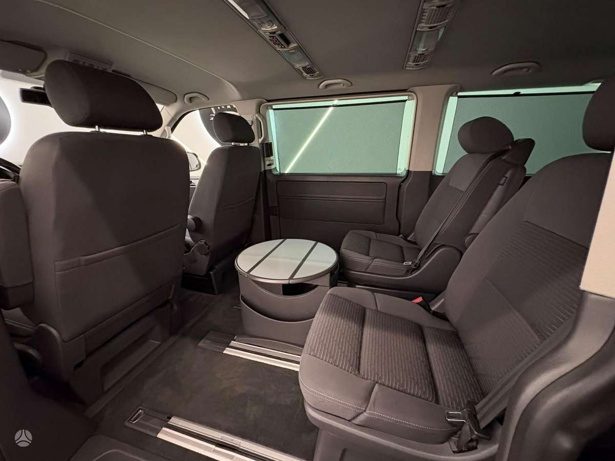 Volkswagen Multivan, 2.0 l., Минивэн
