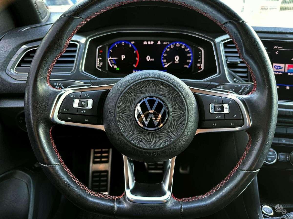 Volkswagen T-Roc - 7