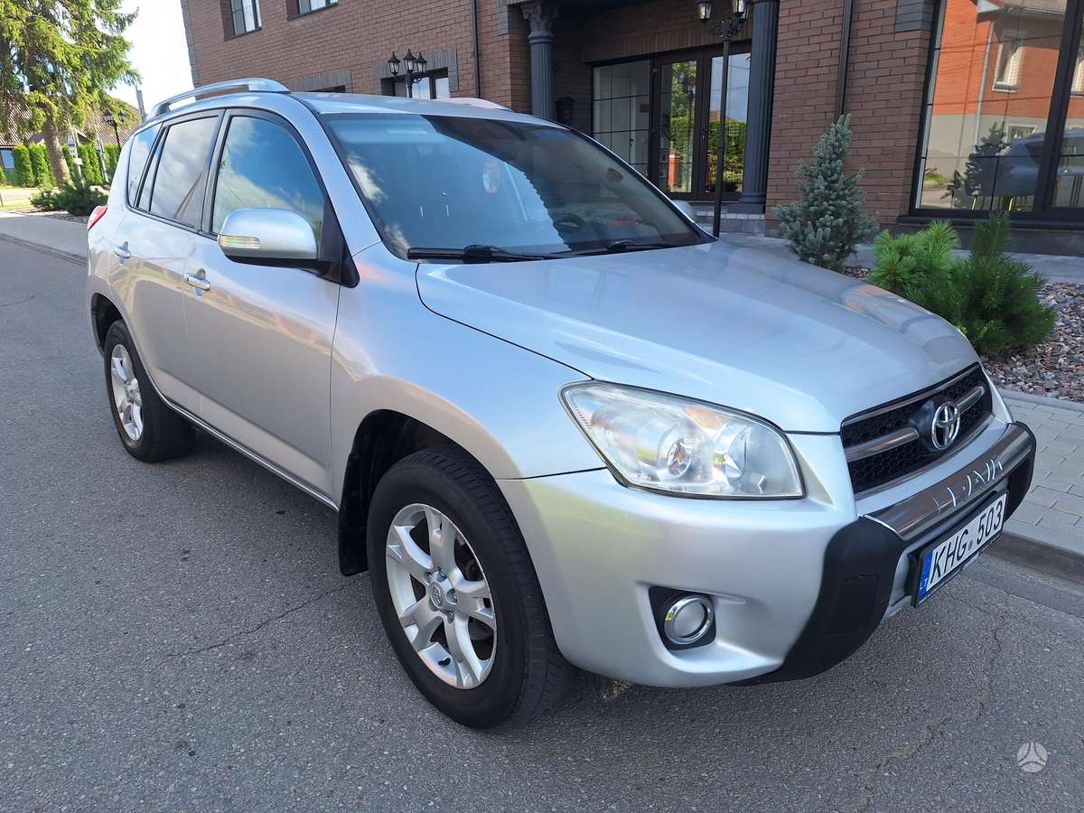 Toyota RAV4 - 5