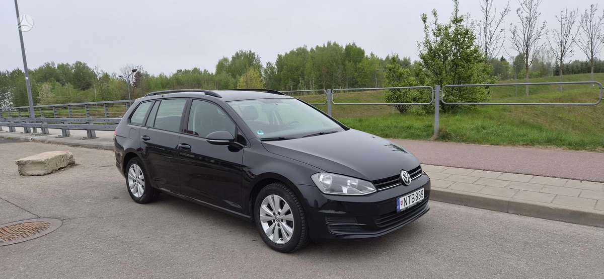 Volkswagen Golf - 3
